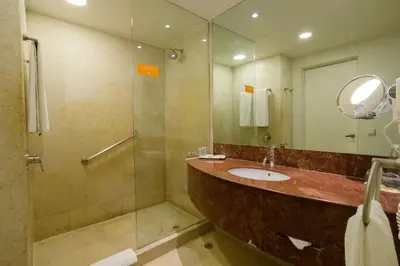 Un baño de Real Inn Torreon