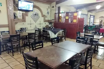 Un restaurante o sitio para comer en Hotel Posada Santa Fe Sabinas