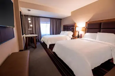 Cama o camas de una habitación en Fiesta Americana Hermosillo