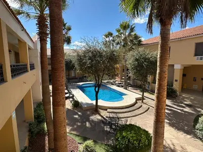 Piscina en o cerca de Best Western Plus Chihuahua Aeropuerto