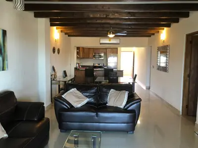 Zona de estar de Marina Nopolo 413