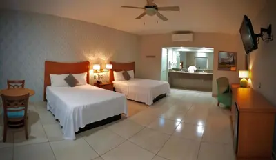 Cama o camas de una habitación en Hotel Maioris Navolato