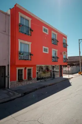 Edificio en el que se encuentra el hotel