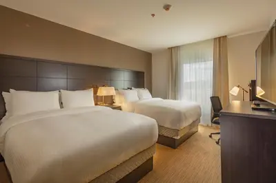 Cama o camas de una habitación en Staybridge Suites - Saltillo by IHG