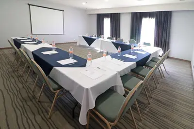 Zona business o sala de conferencias en Hampton by Hilton Chihuahua
