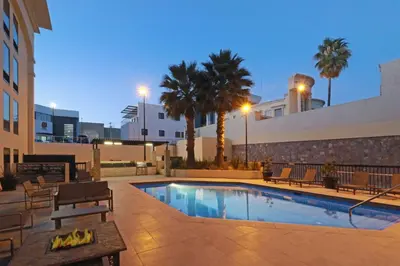 Piscina en o cerca de Hampton by Hilton Chihuahua