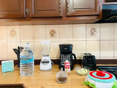 Una cocina o zona de cocina en Casa Baraka, Casa Vacacional en Mazatlán cerca de Malecón, Centro Histórico y Playa