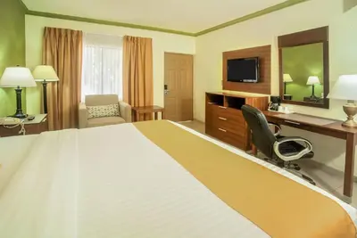 Cama o camas de una habitación en Quality Inn Ciudad Obregon
