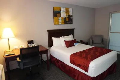 Cama o camas de una habitación en Quality Inn Piedras Negras