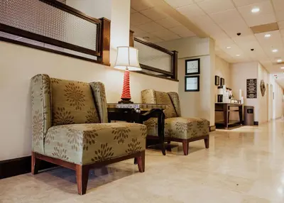 Zona de estar de Hampton by Hilton Torreon Airport-Galerias