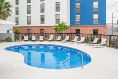 Piscina en o cerca de Hampton by Hilton Saltillo Zona Aeropuerto
