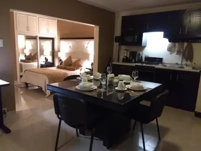 Una cocina o zona de cocina en Hermoso Depto por UACH II Con Terraza y linda vista