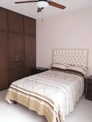 Cama o camas de una habitación en RENTA VACACIONAL A 2 CUADRAS DE LA PLAYA O MALECON DE MAZATLAN