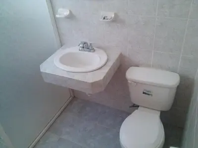 Un baño de Cabañas Los Portales Barrancas del Cobre