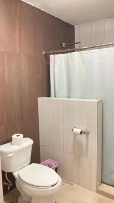 Un baño de Mansion Serrano Hotel