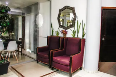 Zona de estar de Maxihotel Business Class Culiacan