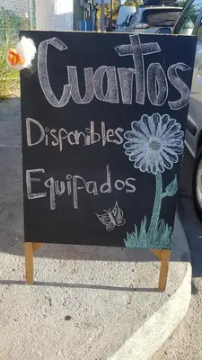 Certificado, premio, señal o documento que está expuesto en Posada Bugambilia