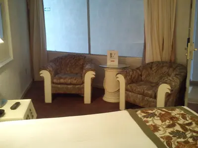 Zona de estar de Paraíso Express