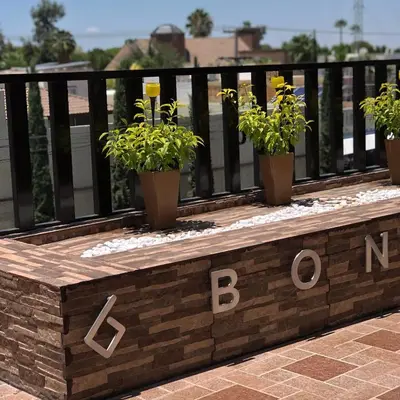 Jardín al aire libre en Departamentos Bonsai