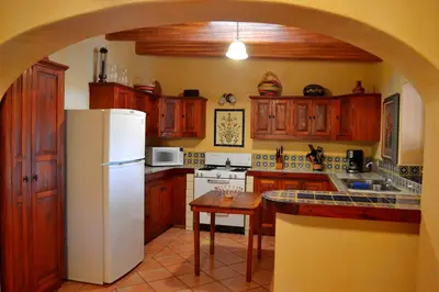 Una cocina o zona de cocina en Loma de Guadalupe Alamos Sonora