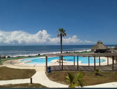 Piscina en o cerca de Casa en Nuevo Altata con Alberca Privada, Villa del mar