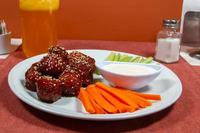 Comida en o cerca de este hotel