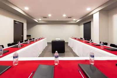 Zona business o sala de conferencias en Comfort Inn Delicias