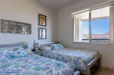 Cama o camas de una habitación en Playa Blanca Condo - 9th Floor Ocean Views!