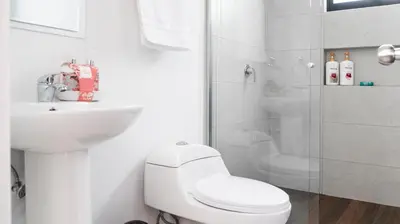 Un baño de CASA FAMILIAR PARA 8 PERSONAS EN RESIDENCIAL SEGURO