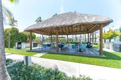 Jardín al aire libre en CASA VACACIONAL PERFECTA PARA TU FAMILIA!