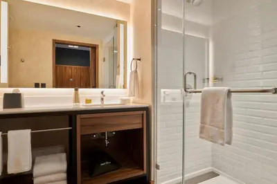Un baño de Four Points by Sheraton Ciudad Juarez