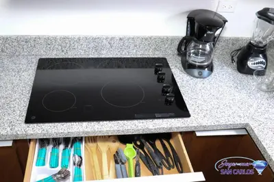 Una cocina o zona de cocina en Departamento Turquesa 1 Joyas del mar San Carlos