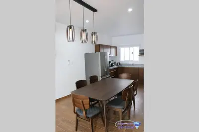 Una cocina o zona de cocina en Departamento Turquesa 4 Joyas de San Carlos