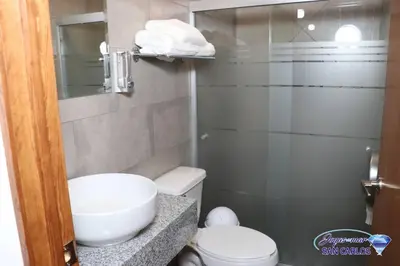 Un baño de Departamento Topacio 2 Joyas del mar San Carlos