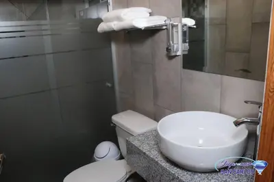 Un baño de Departamento Topacio 3 Joyas del Mar San Carlos