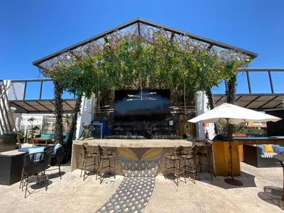 Un restaurante o sitio para comer en The Xperience by g
