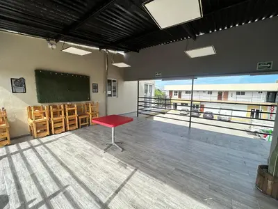 Un balcón o terraza de Noas Hotel