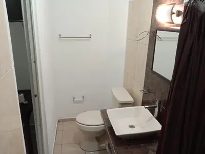 Un baño de Hotel Kiko