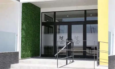 Un balcón o terraza de Hotel Capital Frontera