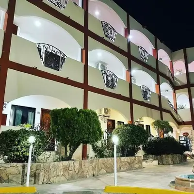 Hotel Las Fuentes