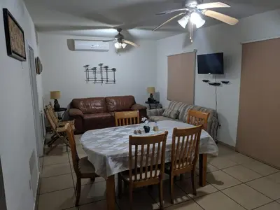Una televisión o centro de entretenimiento en Casa Villa Serena 8