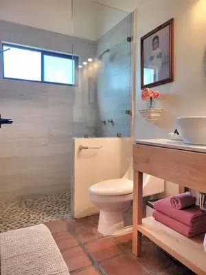 Un baño de Casa Magdalena