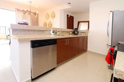 Una cocina o zona de cocina en Departamento en Gavias Grand Mazatlan 920 Torre Sur