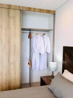 Cama o camas de una habitación en Camino Al Mar with Amazing View of the Ocean, Beach and Pool