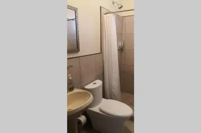 Un baño de Departamento Y