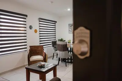 Zona de estar de Amplio, hermoso, cómodo depa en Mazatlán