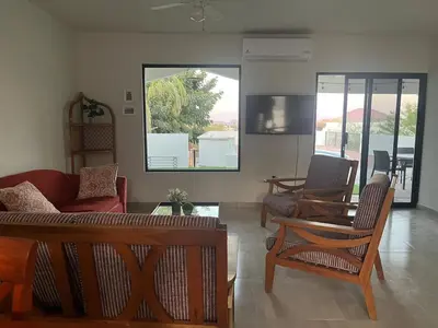 Zona de estar de Casa Llena de Vida LB8 Alberca privada VISTA A LA BAHIA