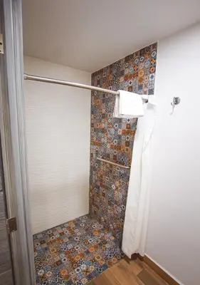 Un baño de Sawari Hotel