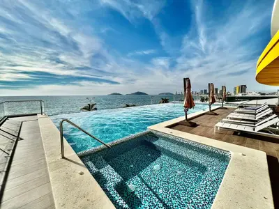 Piscina en o cerca de Sunset View Malecón 1402 Vista panoramica al mar