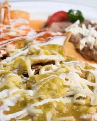 Comida en o cerca de este hostal o pensión